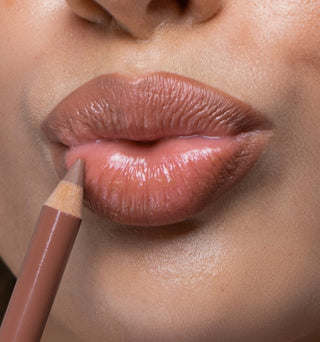 Meet HAWK — Our Lightest Lip Liner Yet New in the Lip Liner range: 332 — HAWK
